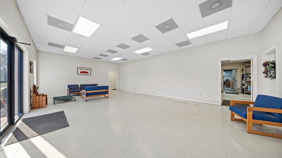 More Photos Of 4630 Crisfield Hwy, Crisfield Warehouse For Sale