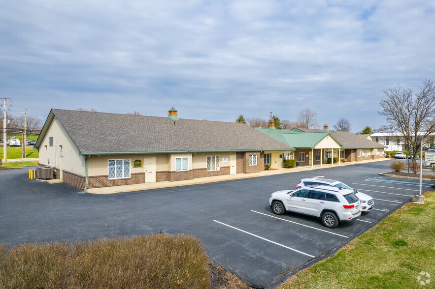 More Photos Of 320 Abington Dr, Wyomissing Medical For Lease