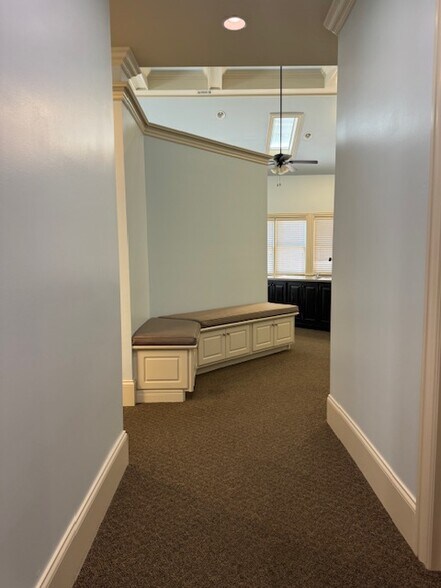 More Photos Of 4330 S Lee St, Buford Medical For Sale