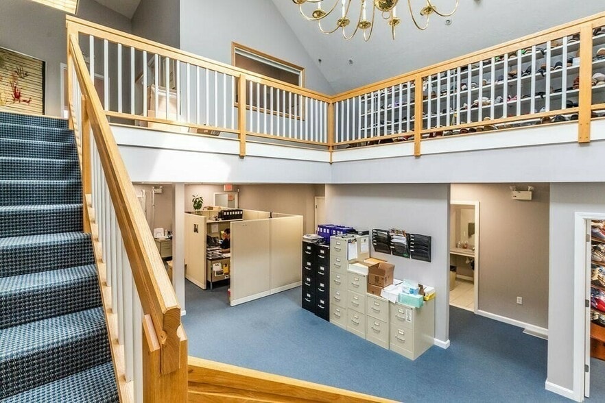 More Photos Of 7 Christy Dr, Brockton Office For Sale