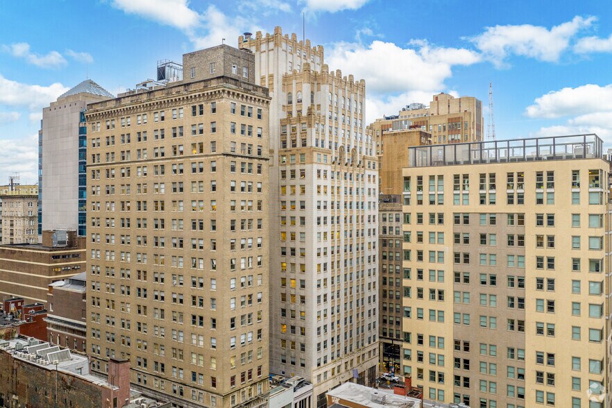 Primary Photo Of 1528 Walnut St, Philadelphia Office For Lease