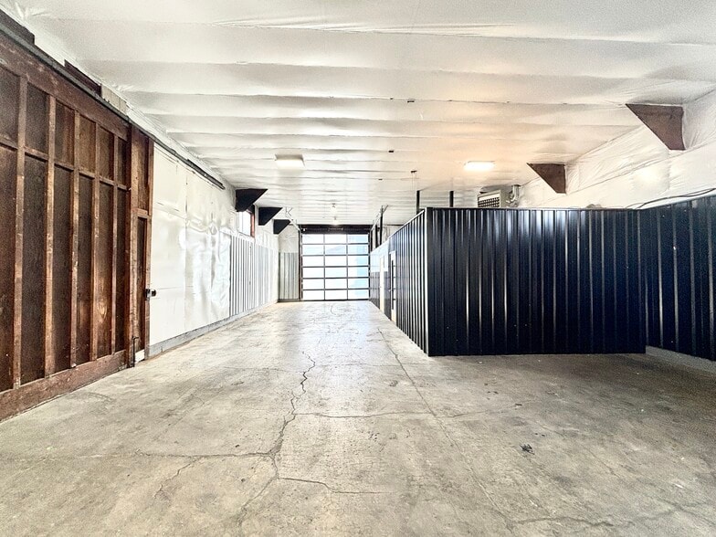 More Photos Of 4745 Lancaster Dr NE, Salem Warehouse For Lease