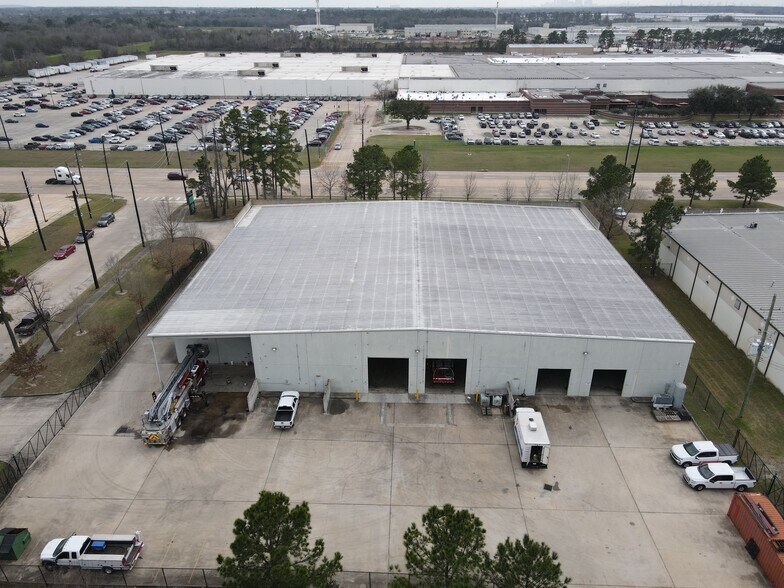 More Photos Of 4553 Aldine Bender Rd, Houston Warehouse For Sale