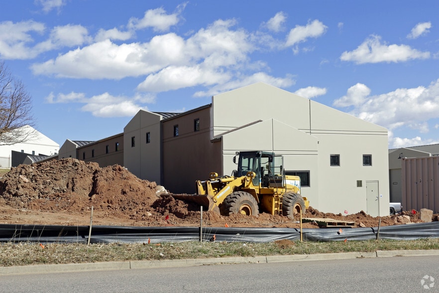 More Photos Of 7830 Shaffer Pky, Littleton Self Storage For Sale