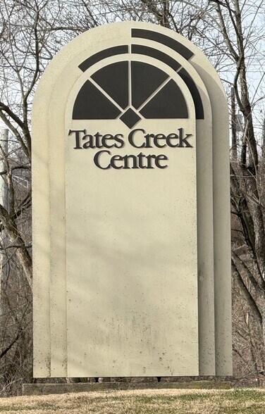 More Photos Of 4101 Tates Creek Centre Dr, Lexington General Retail For Lease