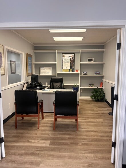 More Photos Of 5200 E Cortland Blvd, Flagstaff Unknown For Lease