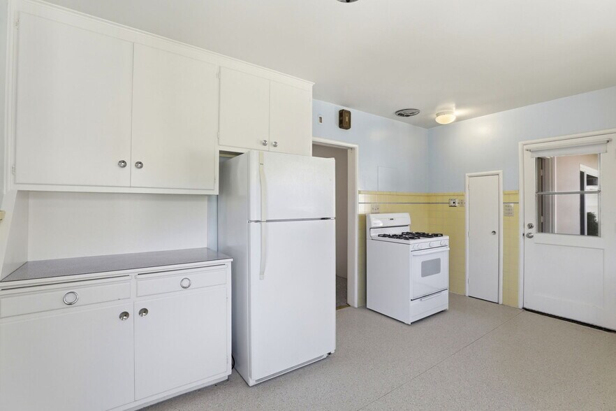 More Photos Of 938 Alice Ln, Menlo Park Multifamily For Sale