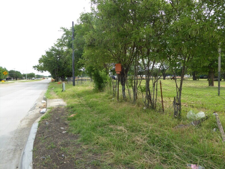 More Photos Of 15251 Seagoville Rd, Dallas Land For Sale