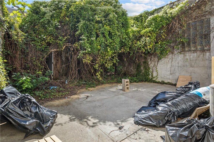 More Photos Of 4820 Avenue N, Brooklyn Storefront Retail Residential For Sale