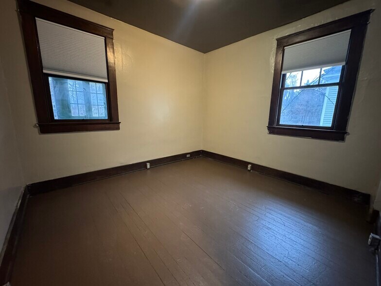 More Photos Of 903 Luttrell St, Knoxville Apartments For Sale