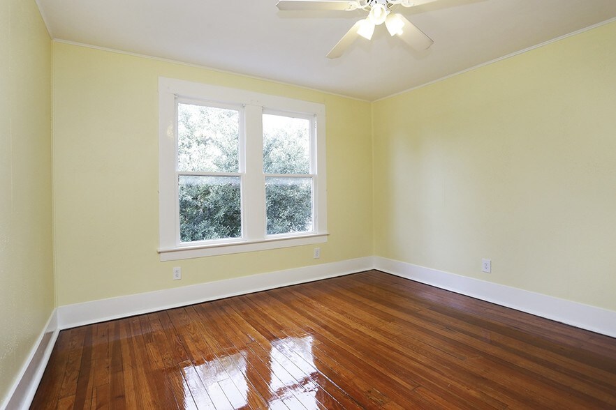 More Photos Of 1229 Heights Blvd, Houston Loft Creative Space For Lease