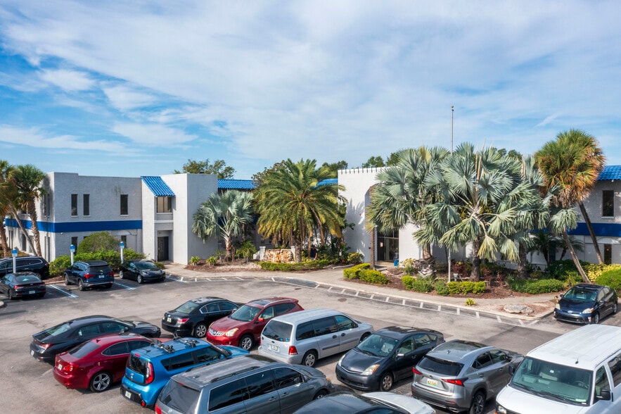 More Photos Of 5118 N 56th St, Tampa Office For Lease