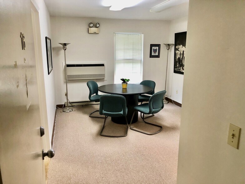 More Photos Of 219 Kent Rd, New Milford Office For Lease