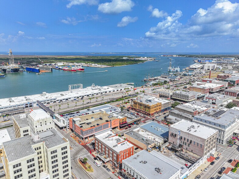 More Photos Of 2425 Strand St, Galveston Restaurant For Sale