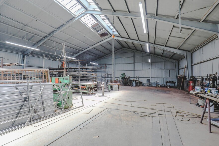 More Photos Of 1385 Fitzgerald Ave, San Francisco Warehouse For Lease