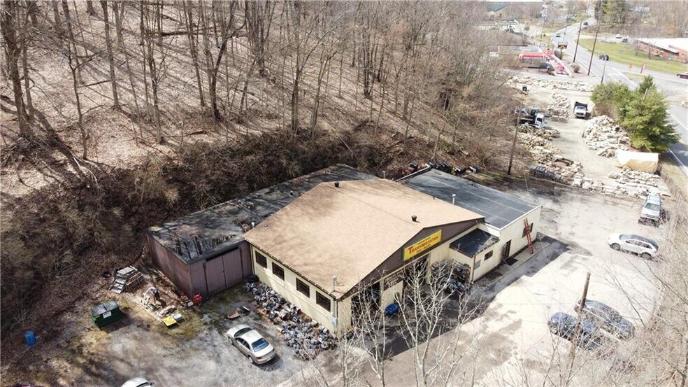 More Photos Of 445 Rochester Rd, Pittsburgh Auto Repair For Sale