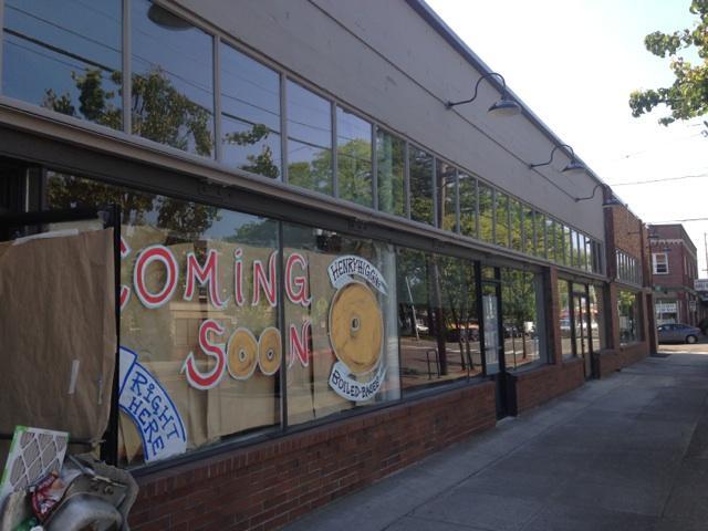More Photos Of 6400-6420 SE Foster Rd, Portland Storefront For Lease