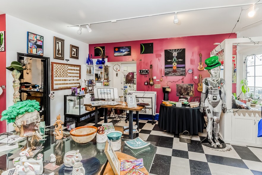 More Photos Of 29 Race St, Frenchtown Storefront Retail Office For Lease