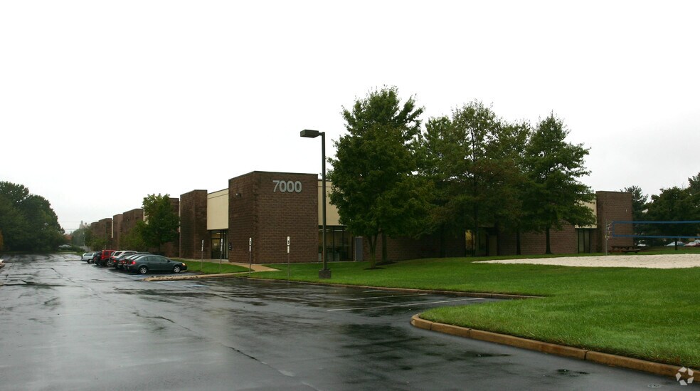 More Photos Of 7000 Commerce Pky, Mount Laurel Warehouse For Lease