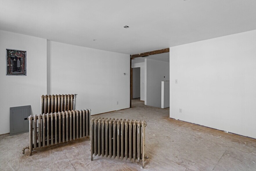More Photos Of 3547 Kensington Ave, Philadelphia General Retail For Sale