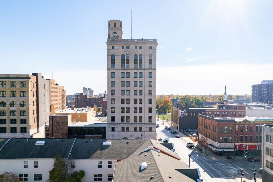 More Photos Of 500 E Monroe St, Springfield Office For Sale