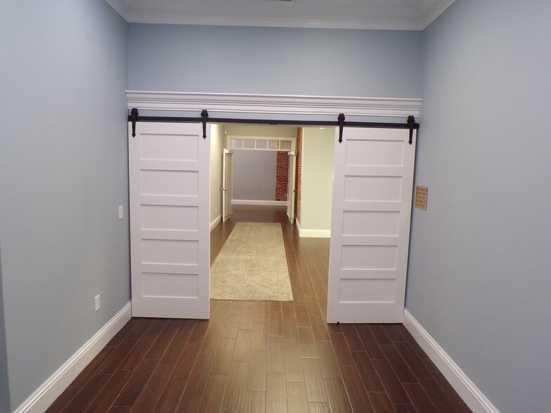 More Photos Of 902 S Florida Ave, Lakeland Office For Lease