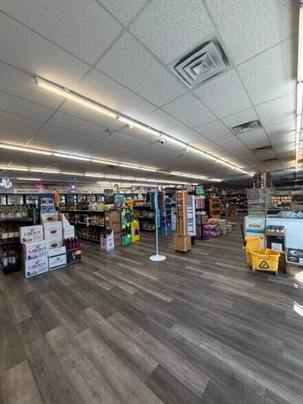 More Photos Of 617 N Mcdonald St, McKinney Freestanding For Sale