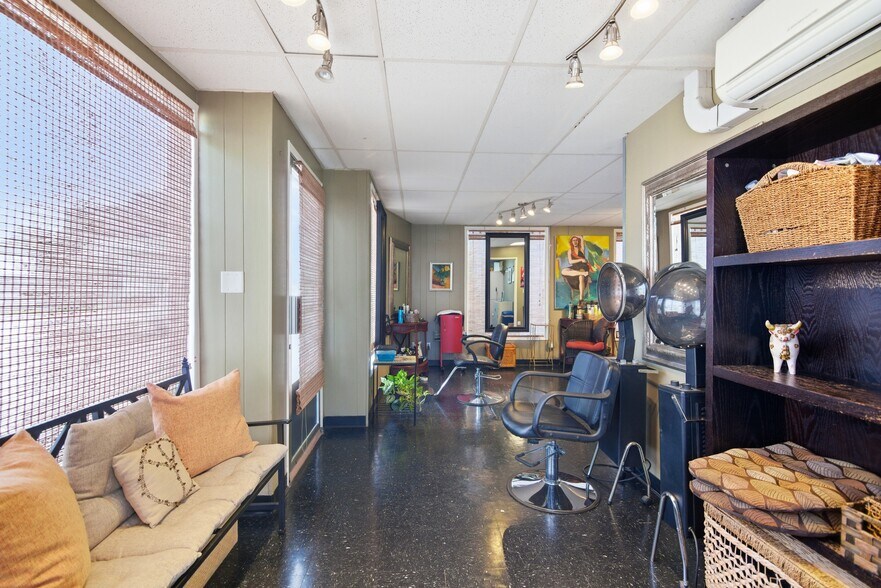 More Photos Of 13122 W Washington Blvd, Los Angeles Freestanding For Sale