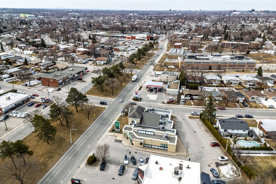More Photos Of 250 Boul De La Concorde E, Laval Loft Creative Space For Sale