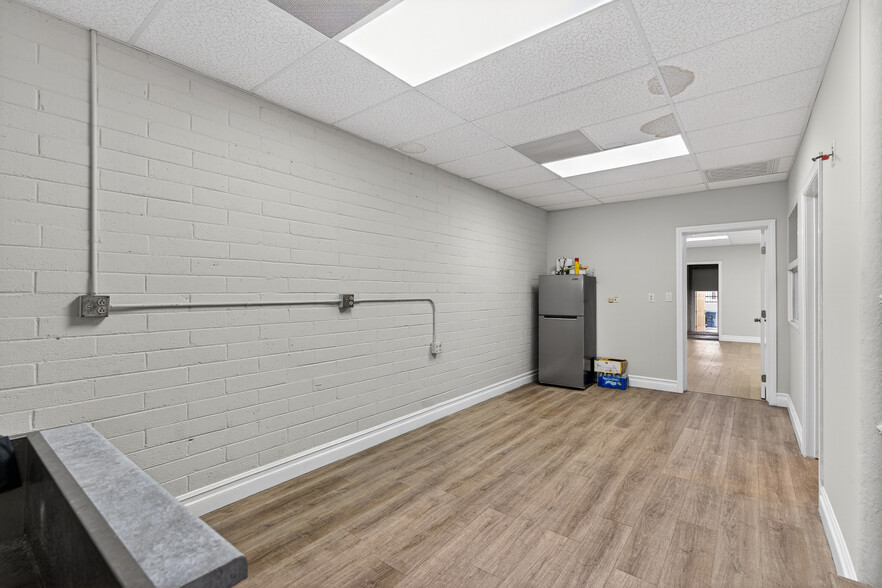 More Photos Of 6617 San Fernando Rd, Glendale Warehouse For Sale