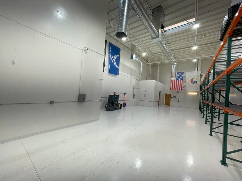 More Photos Of 4750-4794 Duckhorn Dr, Sacramento Research And Development For Lease