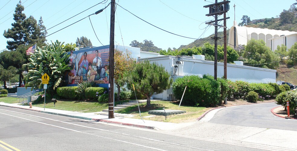 More Photos Of 2001 Camino Del Rio S, San Diego Office For Lease