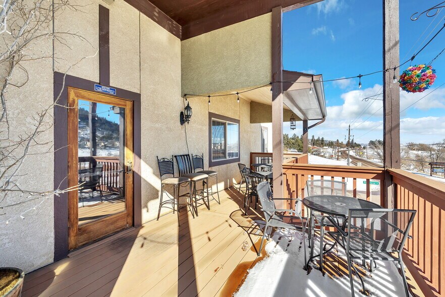 More Photos Of 11 Primrose St, Palmer Lake Restaurant For Sale