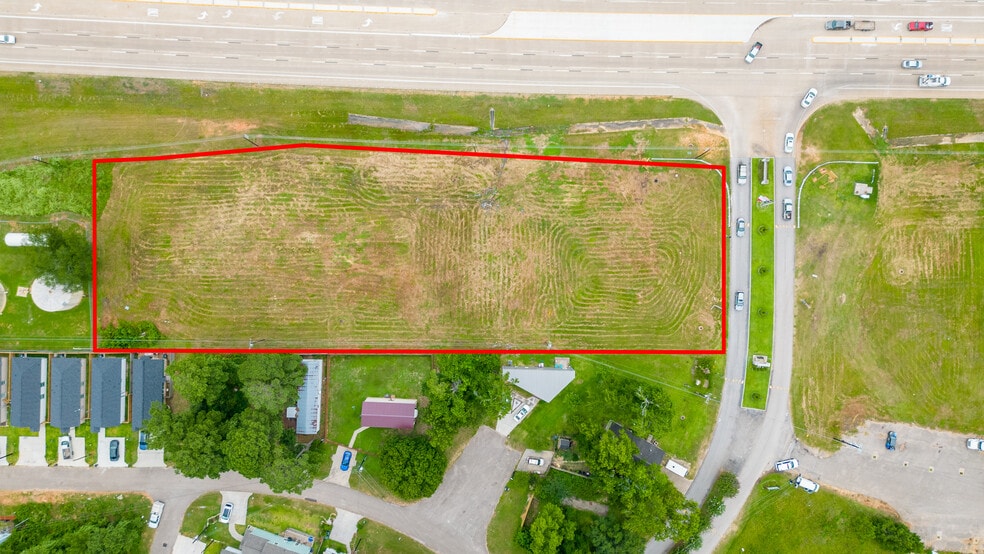 More Photos Of 17100 Highway 105 W, Montgomery Land For Lease