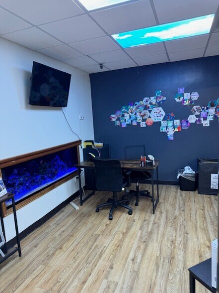 More Photos Of 205 Market Pl, Roswell Schools For Sale