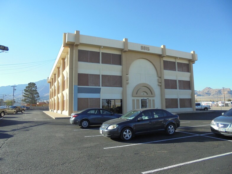 More Photos Of 8815 Dyer St, El Paso Medical For Lease