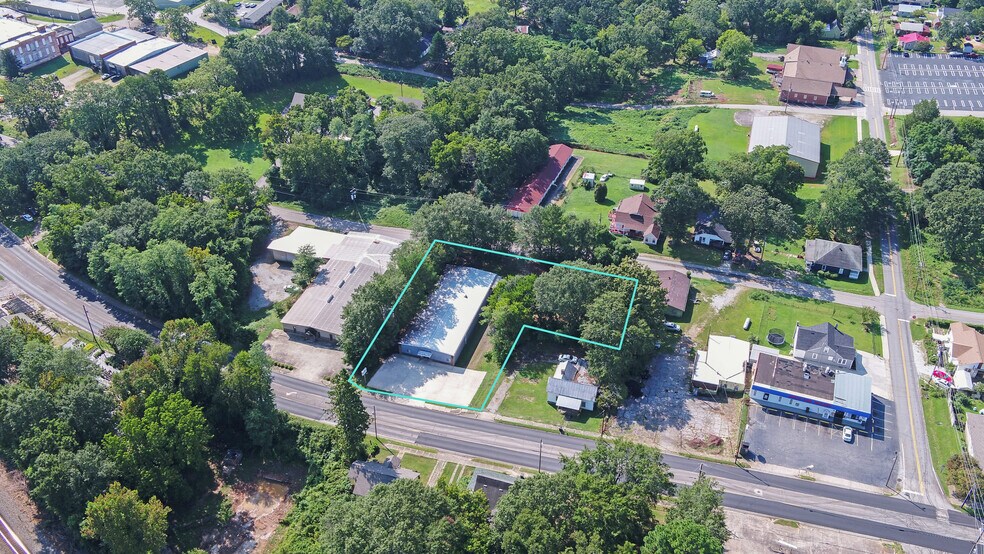 More Photos Of 250 E Currahee St, Toccoa Warehouse For Sale