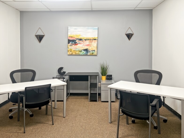 More Photos Of 4900 California Ave, Bakersfield Coworking Space