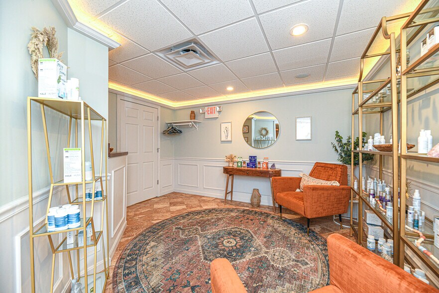 More Photos Of 106 Tyngsboro Rd, North Chelmsford Fast Food For Sale