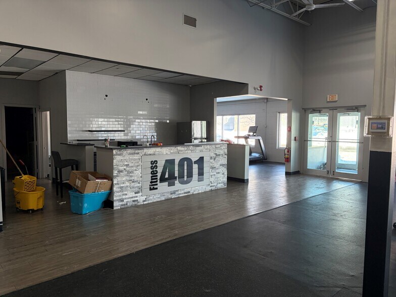 More Photos Of 970 Douglas Pike, Smithfield Freestanding For Lease