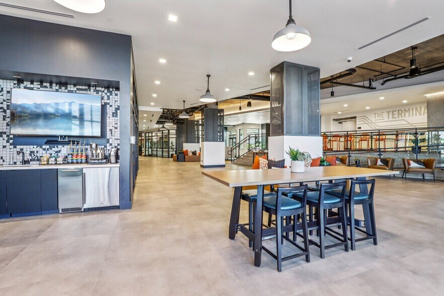 More Photos Of 251 6th St, Sacramento Apartments For Lease