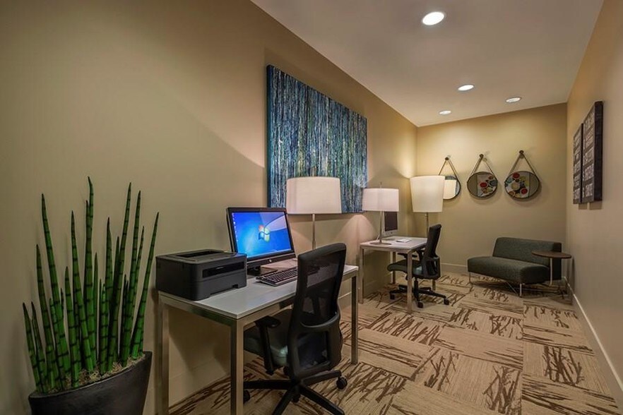 More Photos Of 110 Beverly St, Boston Apartments For Lease