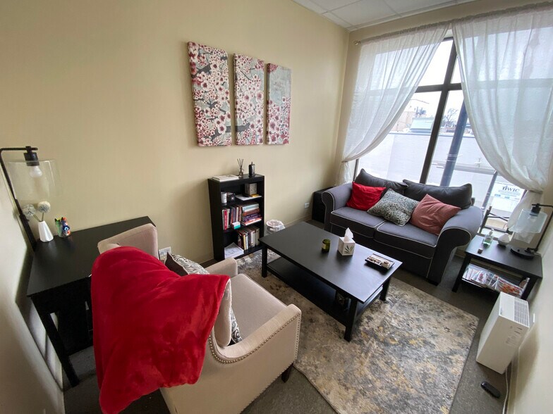 More Photos Of 3111 W Armitage Ave, Chicago Office For Lease