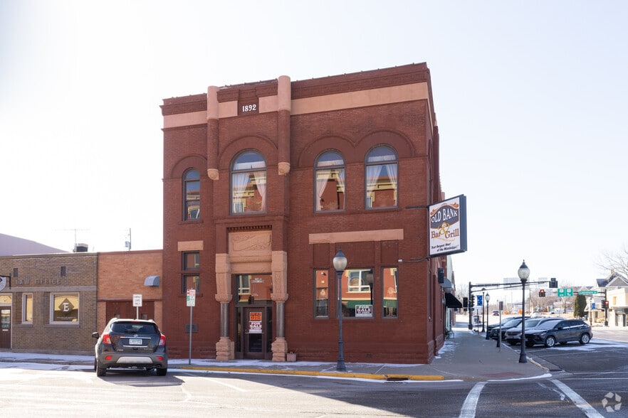 Primary Photo Of 100 S Washington St, Lake City Restaurant For Sale