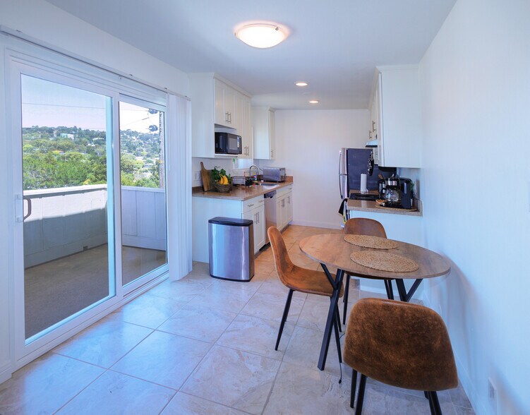 More Photos Of 1205 Geraldine Way, Belmont Apartments For Sale