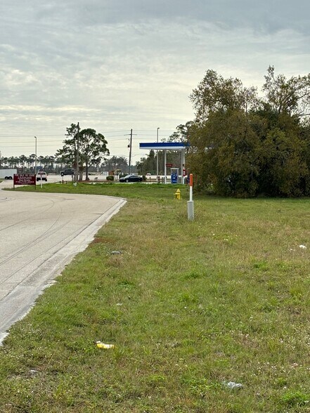 More Photos Of Park 82 Dr, Fort Myers Land For Sale