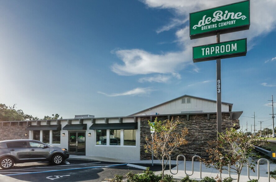 More Photos Of 1231 Illinois Ave, Palm Harbor Apartments For Sale