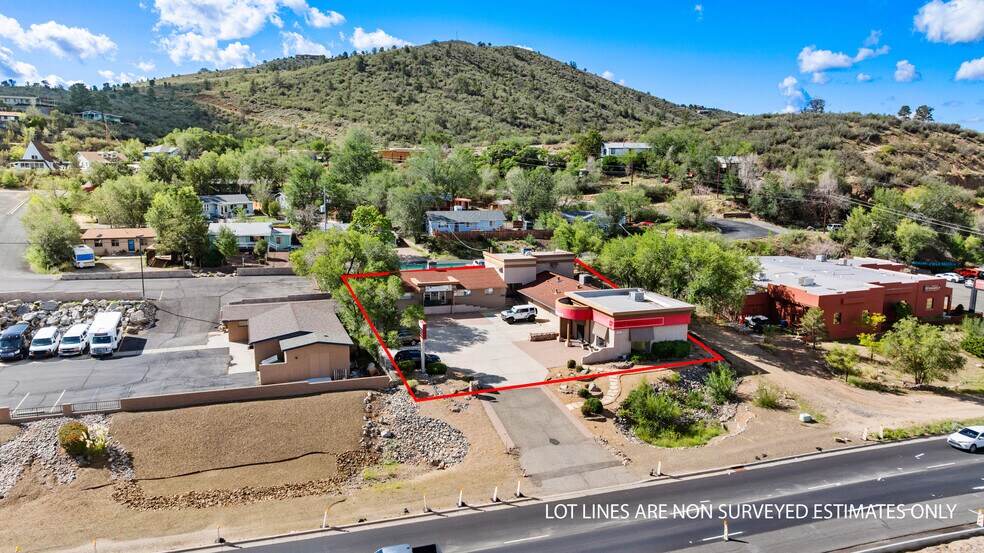More Photos Of 2245 E State Route 69, Prescott Veterinarian Kennel For Sale