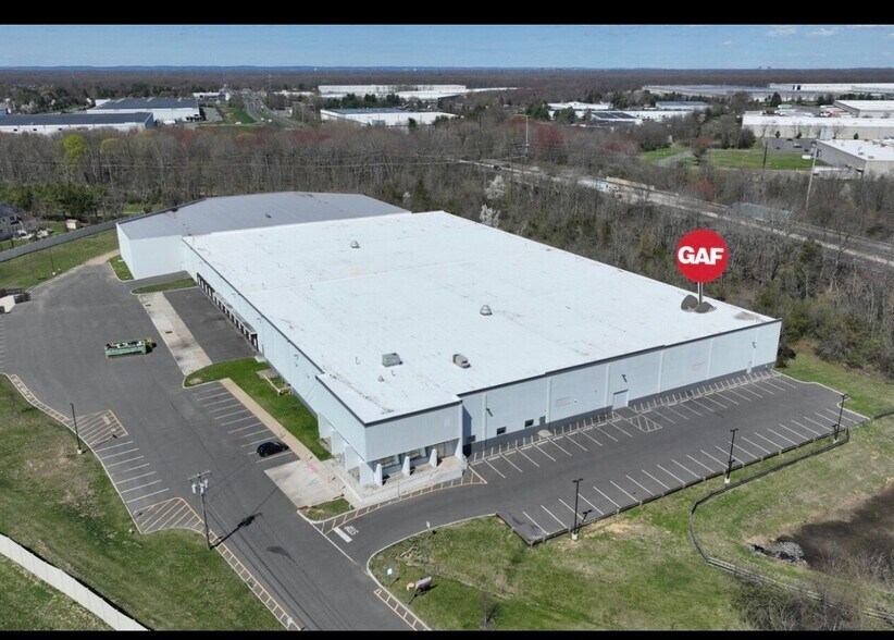 More Photos Of 138 Georges Rd, Dayton Distribution For Lease