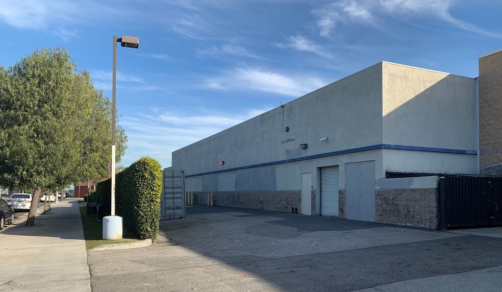 More Photos Of 1207-1229 W Pacific Coast Hwy, Harbor City Unknown For Lease